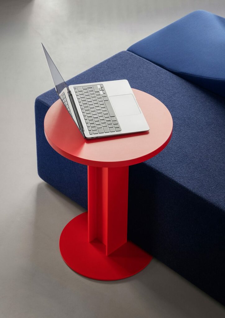 +HALLE TABLE HEB – COULEUR ROUGE