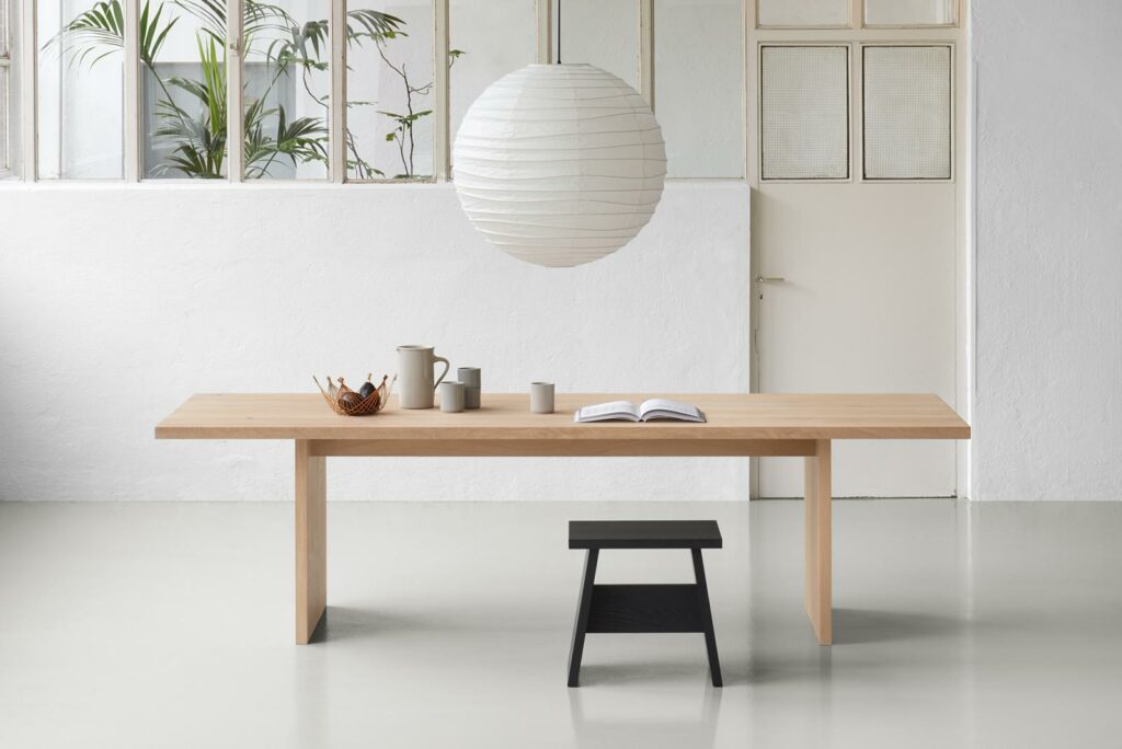 TABLE ASHIDA EN CHENE NATUREL – E15