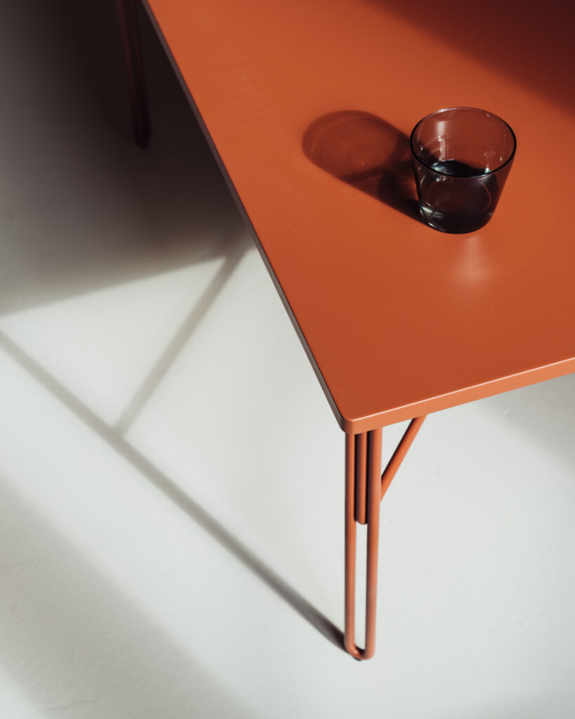 TABLE D’APPOINT INLINE BY NINE – ORANGE